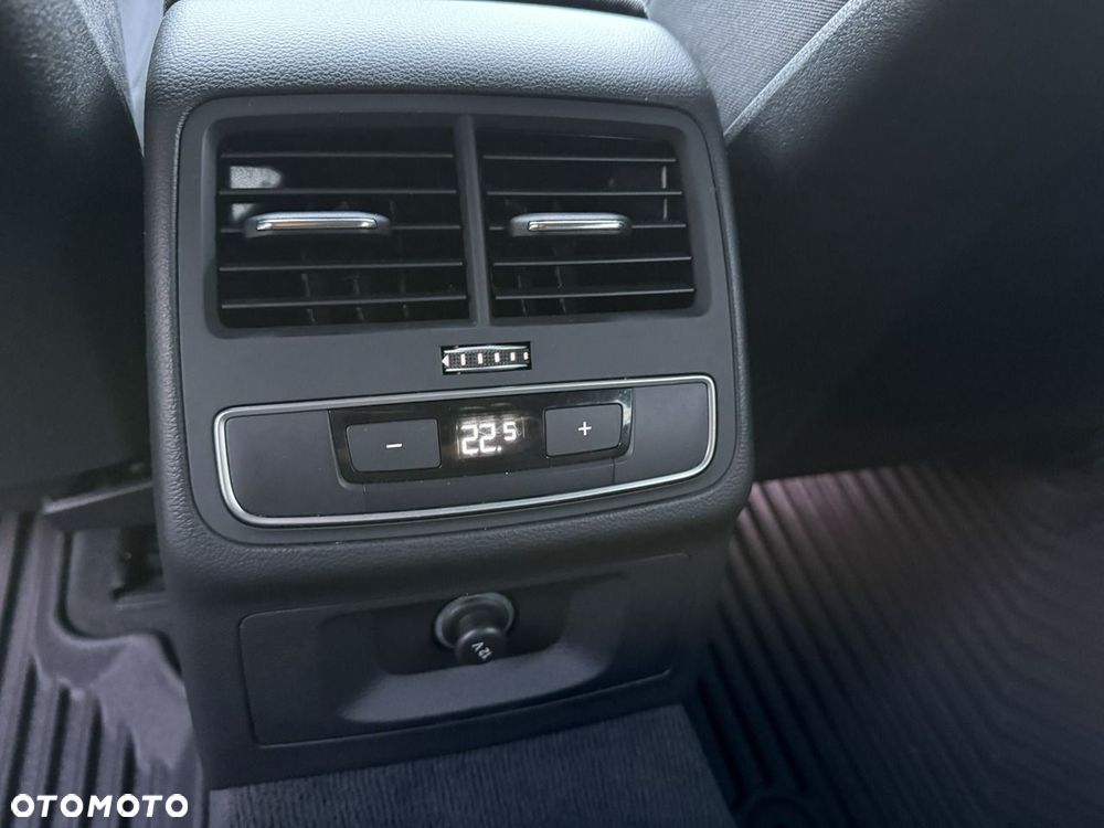 Audi A4 Avant - 16