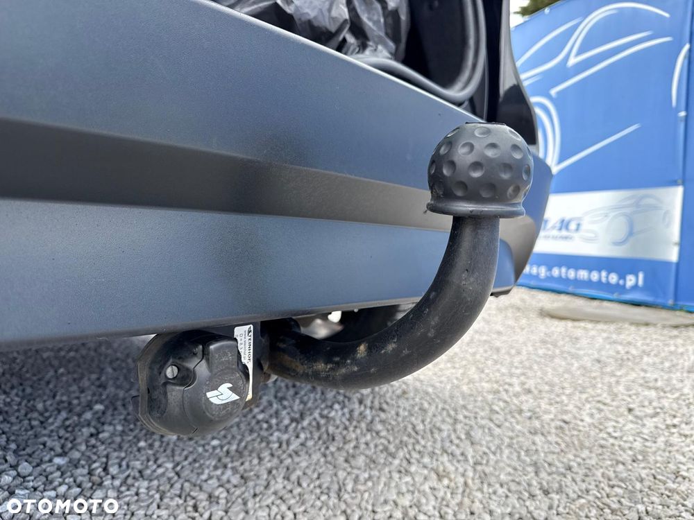 Renault Scenic 1.5 dCi Energy Bose EU6 - 11