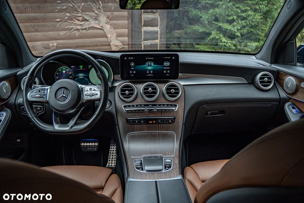Mercedes-Benz GLC 200 4Matic 9G-TRONIC AMG Line - 35
