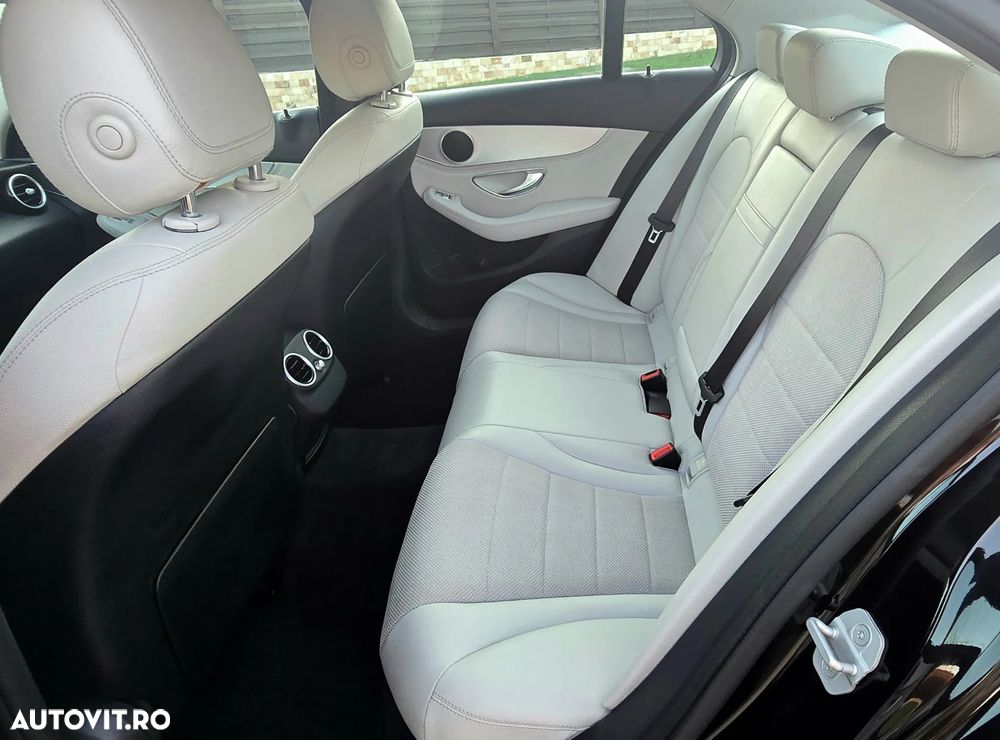 Mercedes-Benz C 220 (BlueTEC) d 7G-TRONIC AMG Line - 7