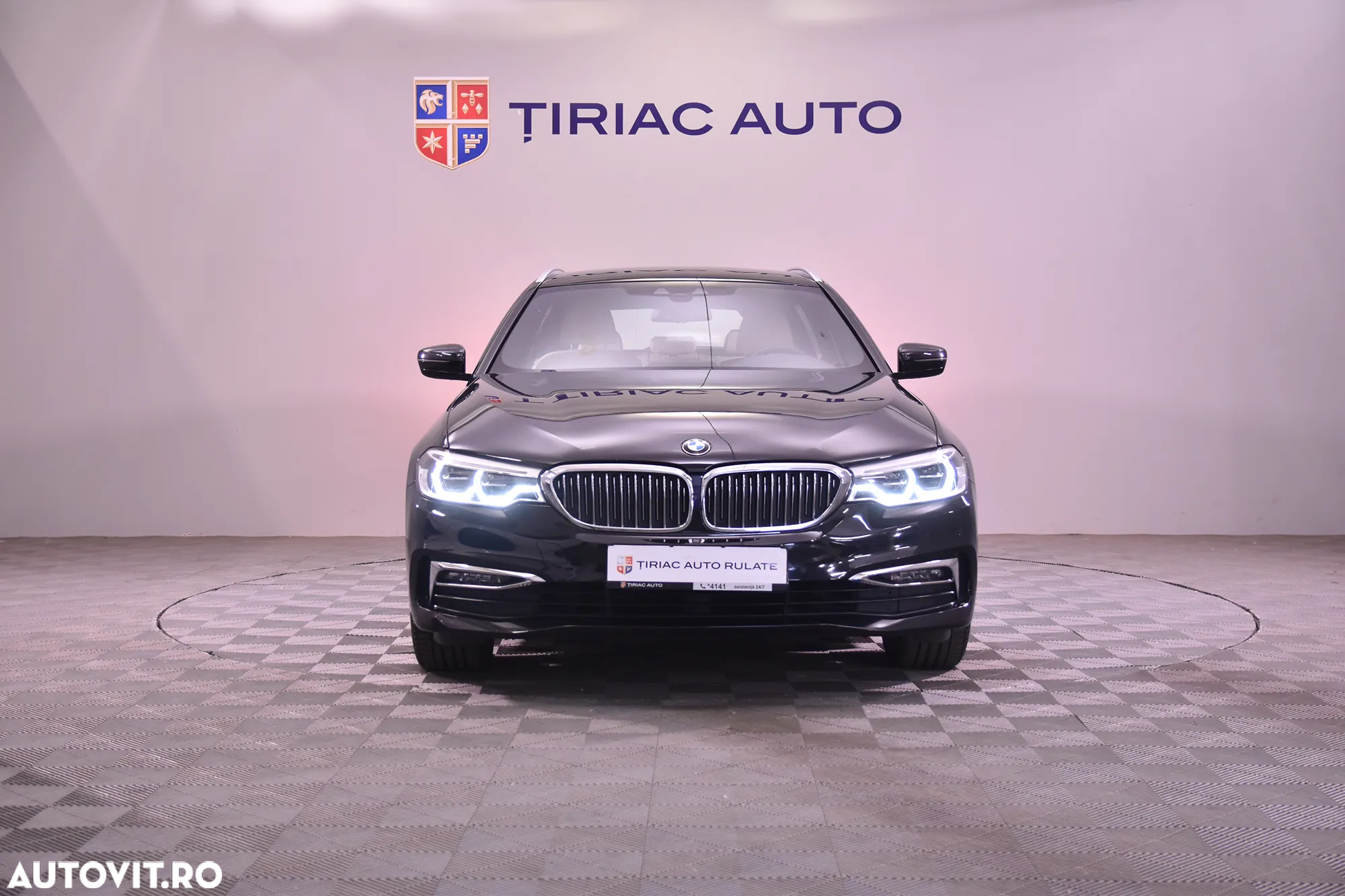 BMW Seria 5 520i Touring Aut. - 8