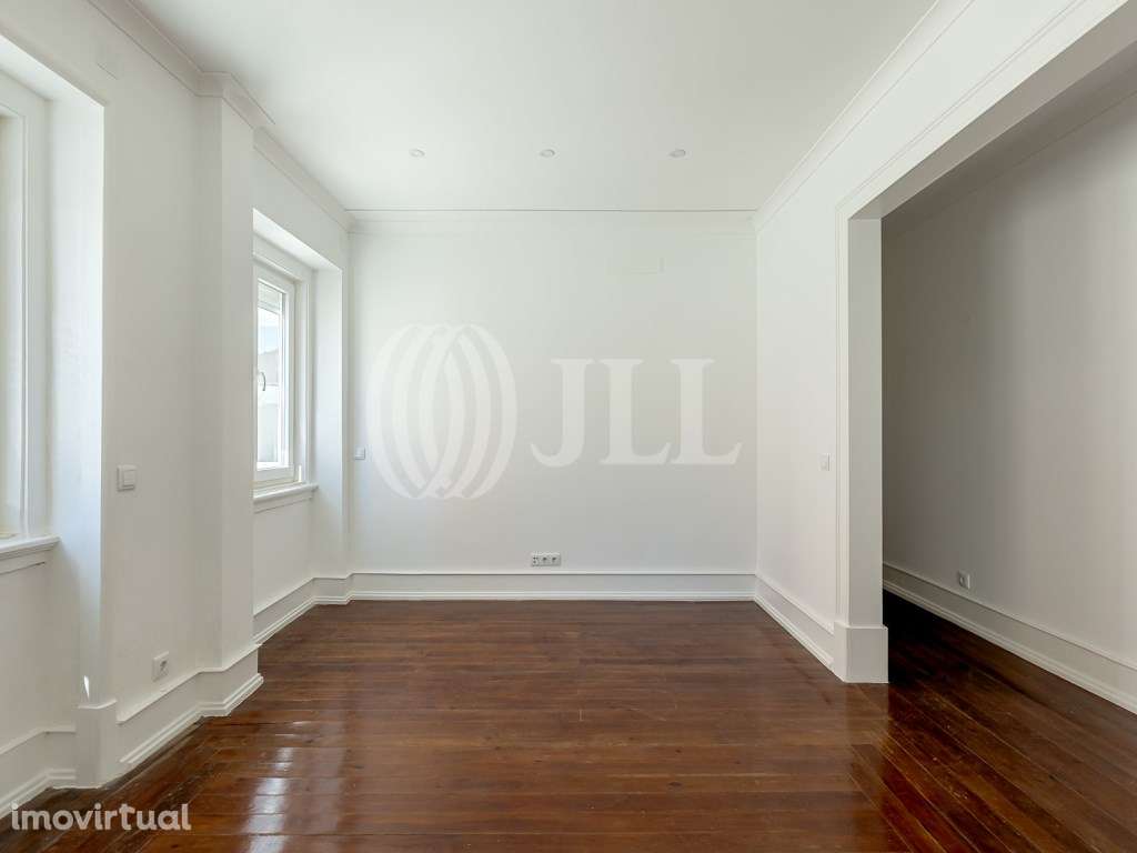 Apartamento T3 com terraço, em Arroios, Lisboa - Grande imagem: 2/35