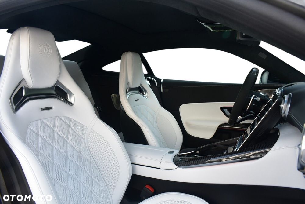 Mercedes-Benz AMG GT - 9