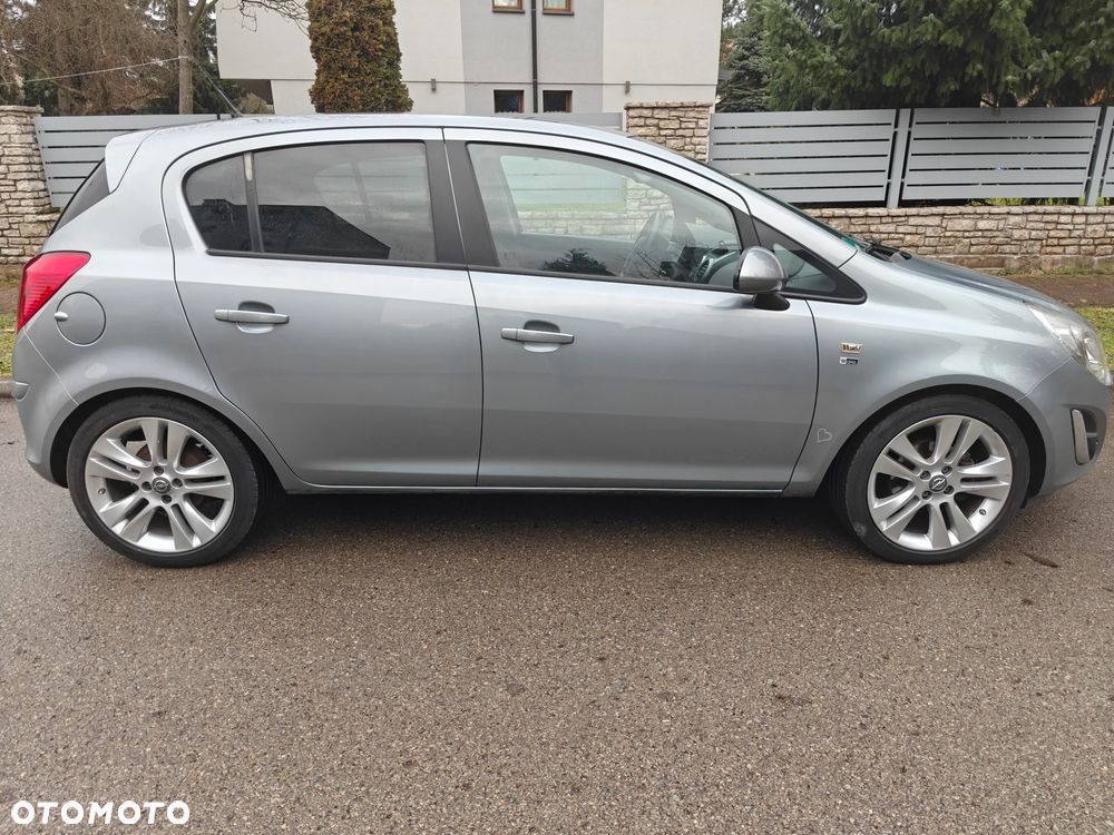 Opel Corsa 1.4 16V Edition - 13