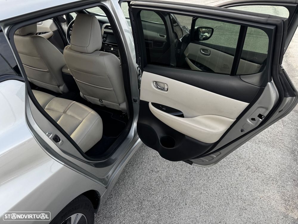 Nissan Leaf 40 kWh Tekna - 12