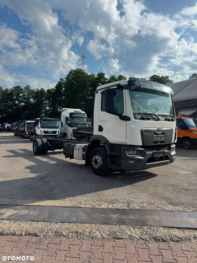 MAN TGM 15.290 Rama do zabudowy 7.2 m i 8.2 m Kilka sztuk Blokada mostu Nowy Model 15.320 TGL Atego - 2
