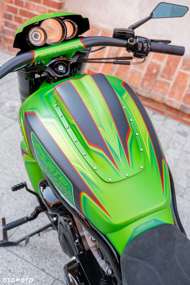 Harley-Davidson V-Rod Muscle - 22