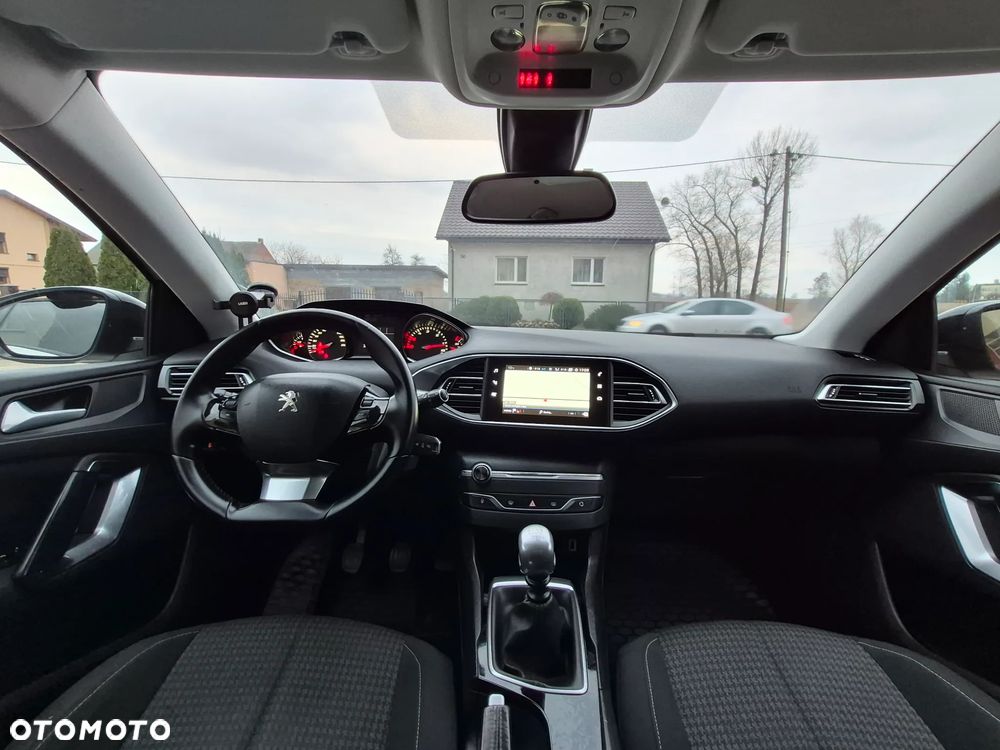 Peugeot 308 - 17