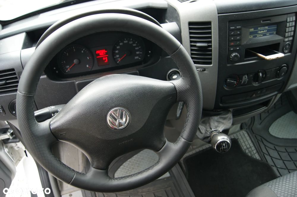 Volkswagen Crafter - 14