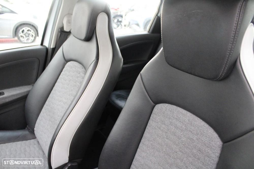 Renault Zoe (c/ Bateria) EV50 135hp Techno - 11