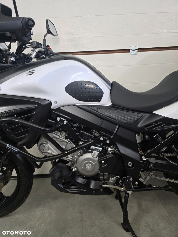 Suzuki V-STROM - 16