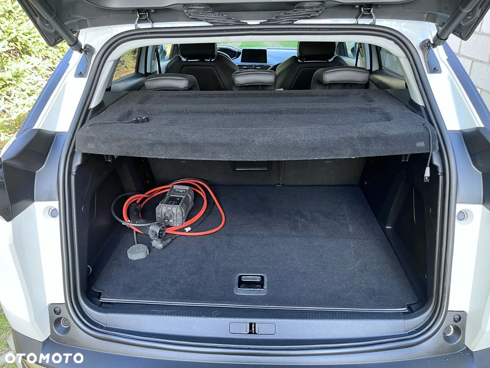 Peugeot 3008 225 e-EAT8 Allure Pack - 17