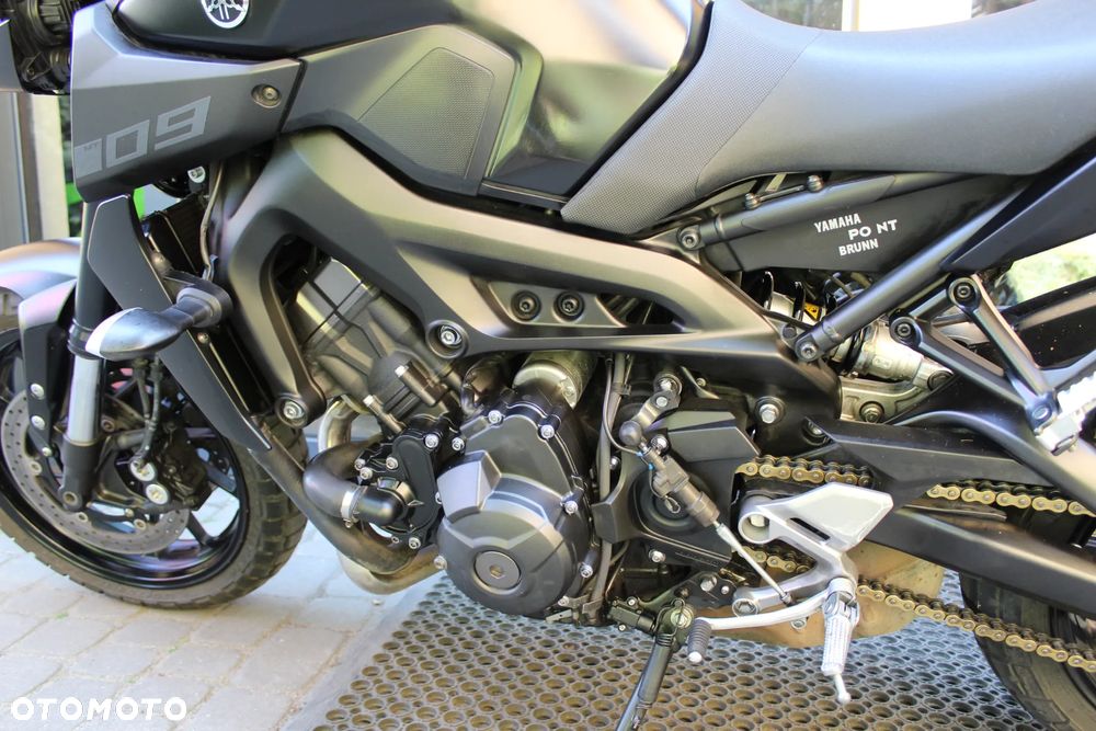 Yamaha MT - 6