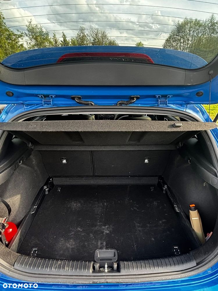 Kia Ceed 1.6 CRDi mHEV L Business Line DCT - 6
