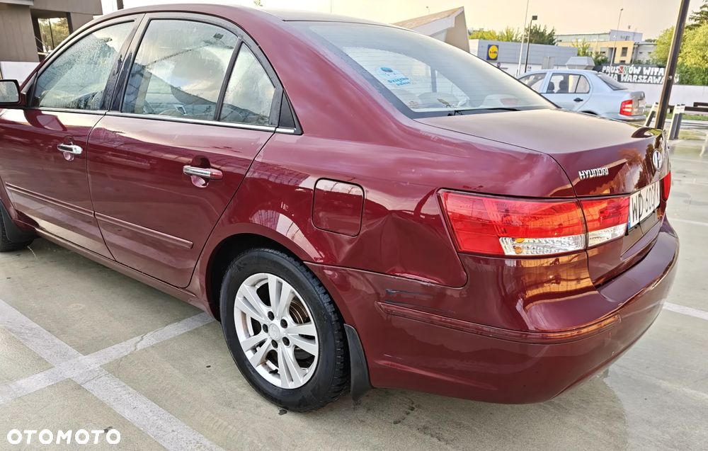 Hyundai Sonata - 5