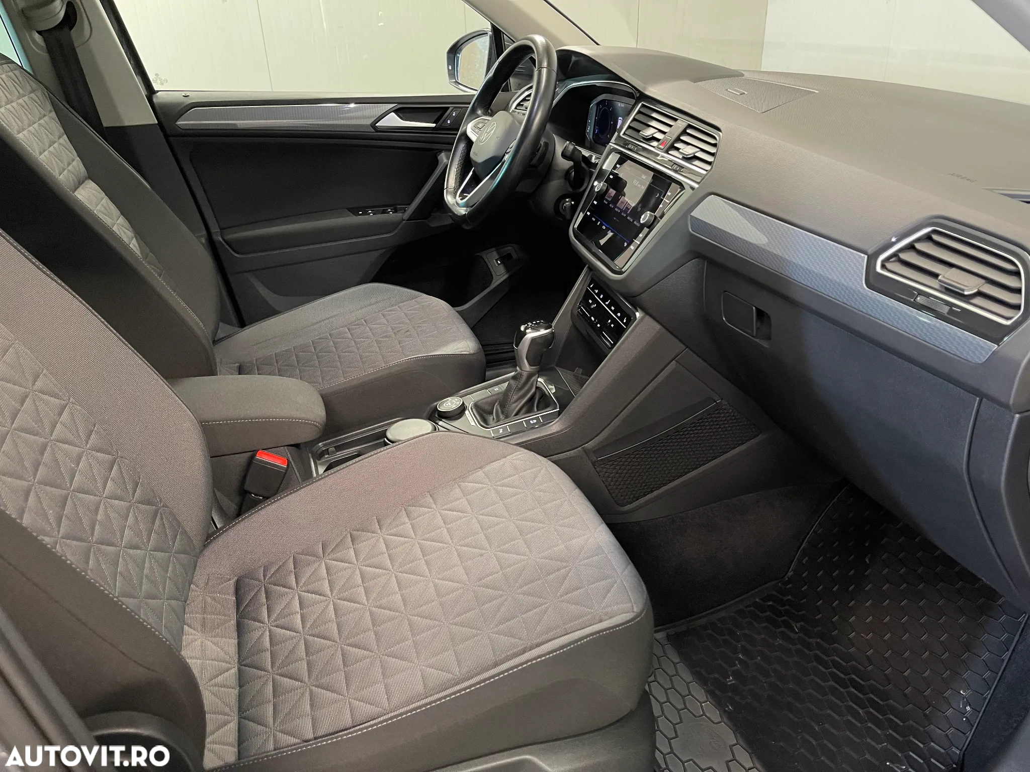 Volkswagen Tiguan 2.0 TDI 4Mot DSG Comfortline - 11