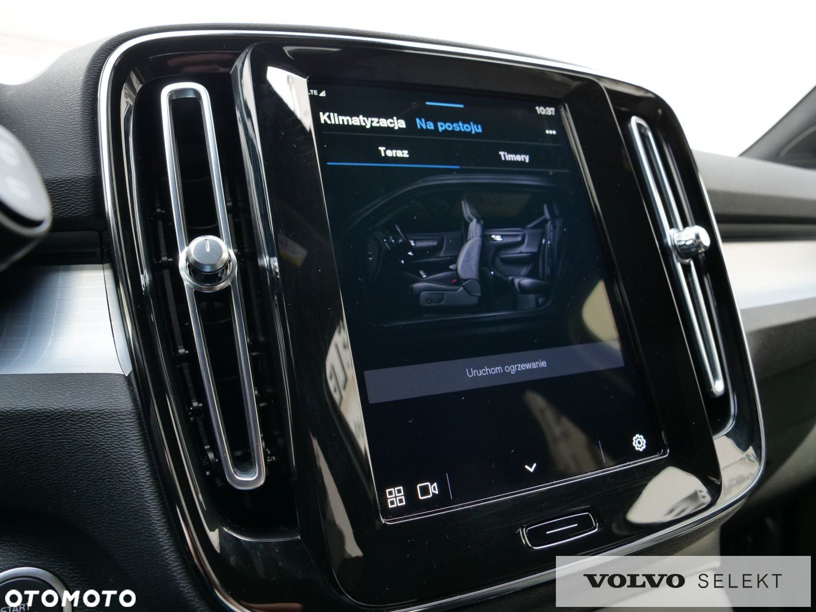 Volvo XC 40 - 25
