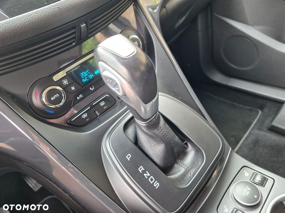 Ford Kuga - 13