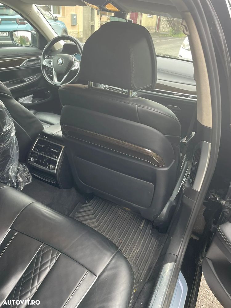BMW Seria 7 740d xDrive - 4