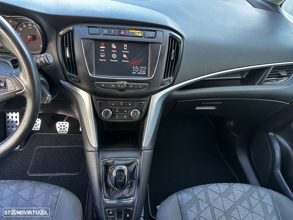 Opel Zafira 1.6 CDTi 120 Anos S/S - 34