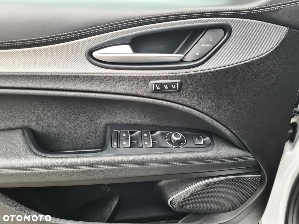 Alfa Romeo Stelvio 2.0 Turbo Executive Q4 - 10