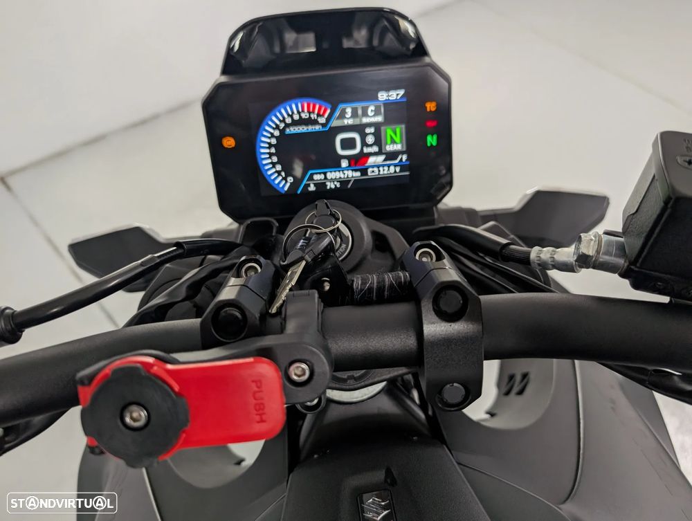Suzuki GSX GSX-8S - 9