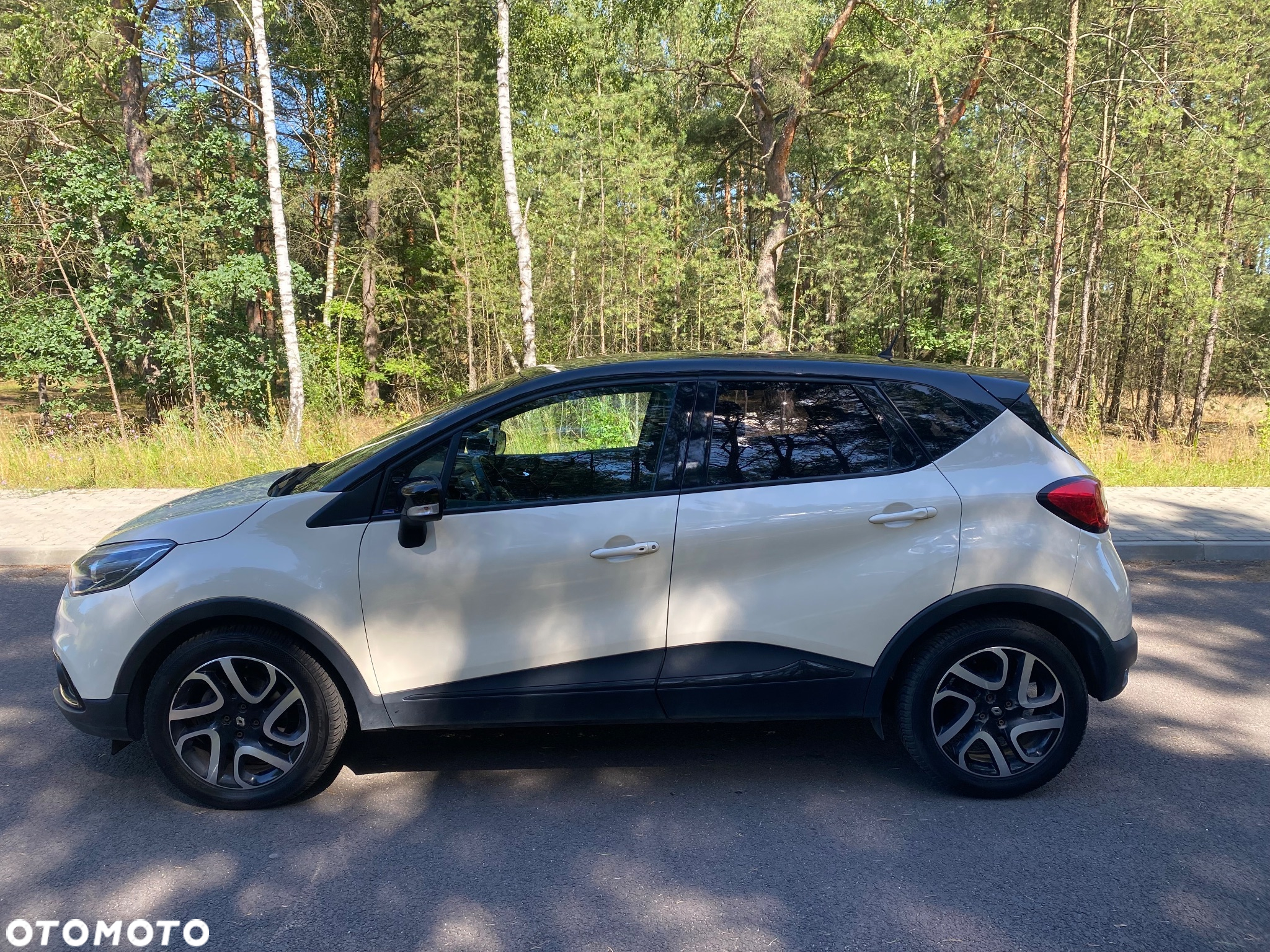 Renault Captur 1.2 TCe Intens EDC - 4