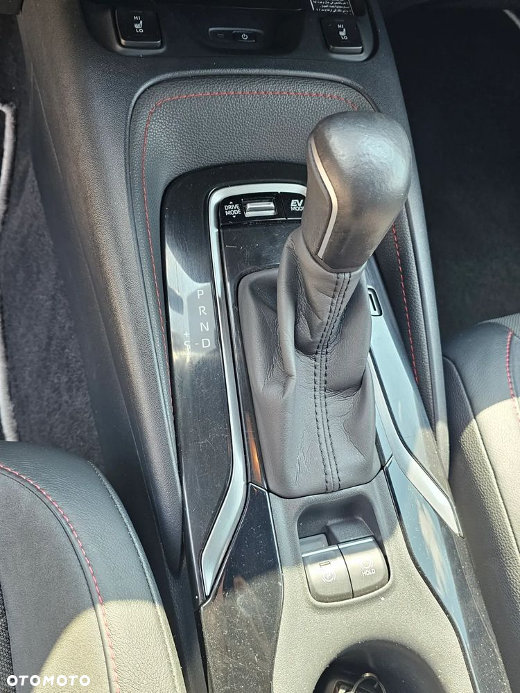 Toyota Corolla 2.0 Hybrid GR Sport - 26