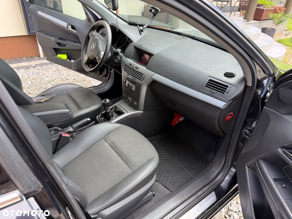 Opel Astra 1.9 CDTI - 20
