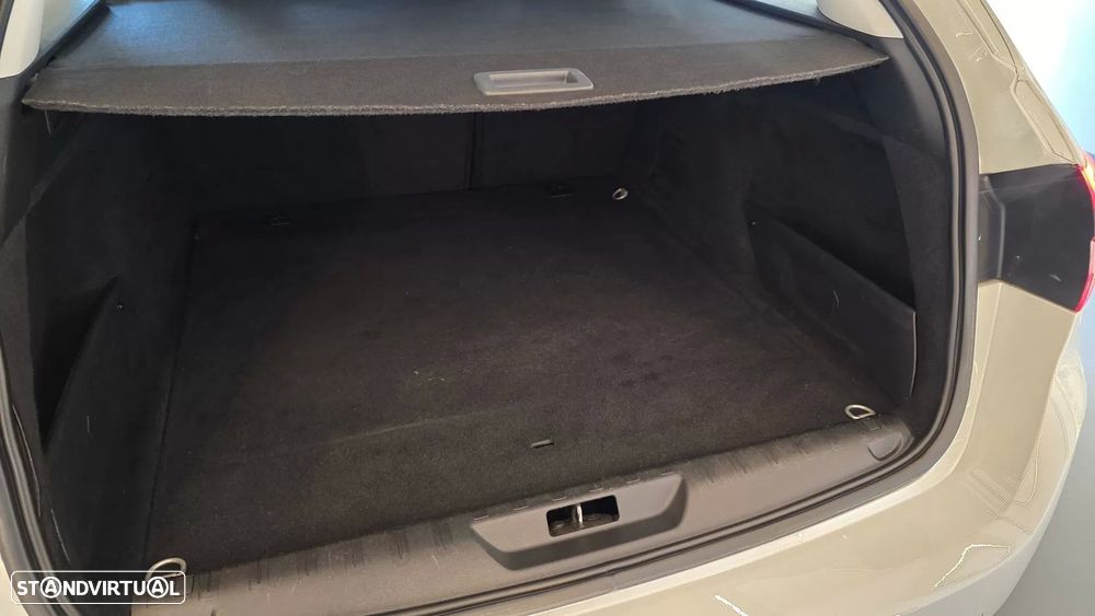 Peugeot 308 SW 1.6 BlueHDi Active - 21
