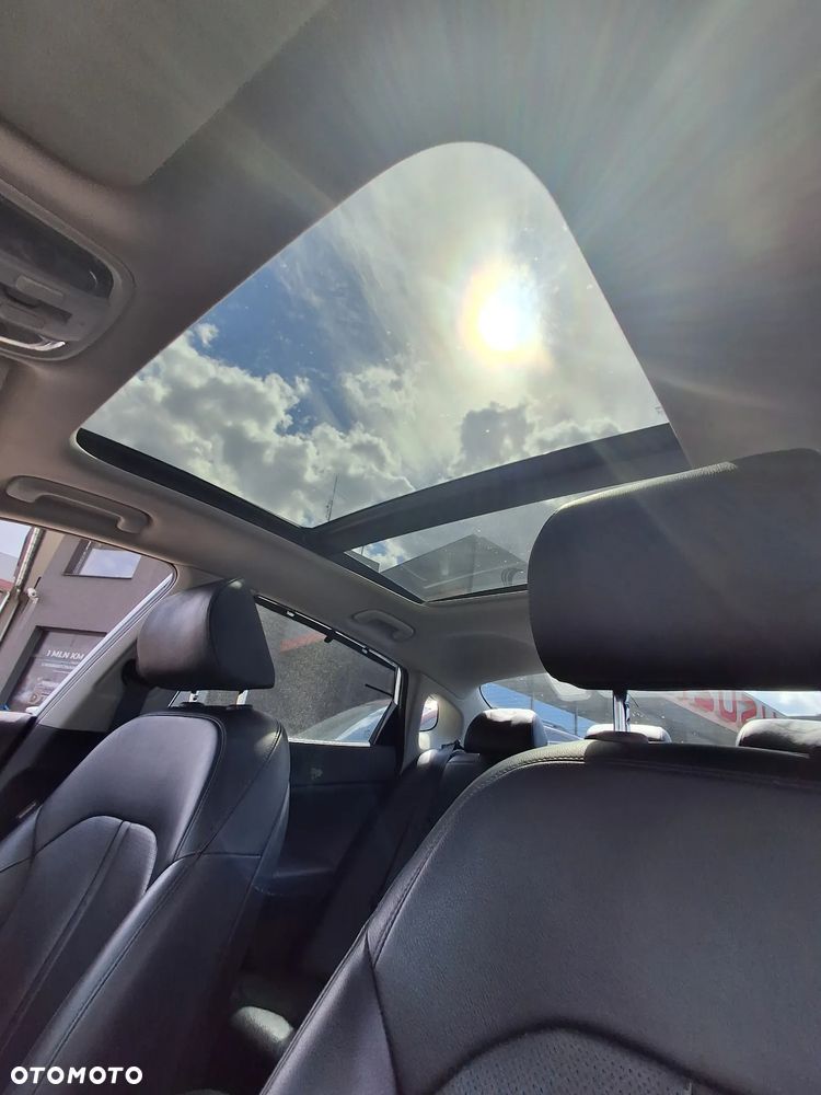 Kia Optima 1.7 CRDI L DCT - 24