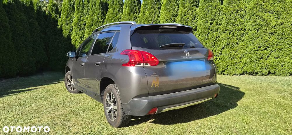 Peugeot 2008 PureTech 82 Style - 2