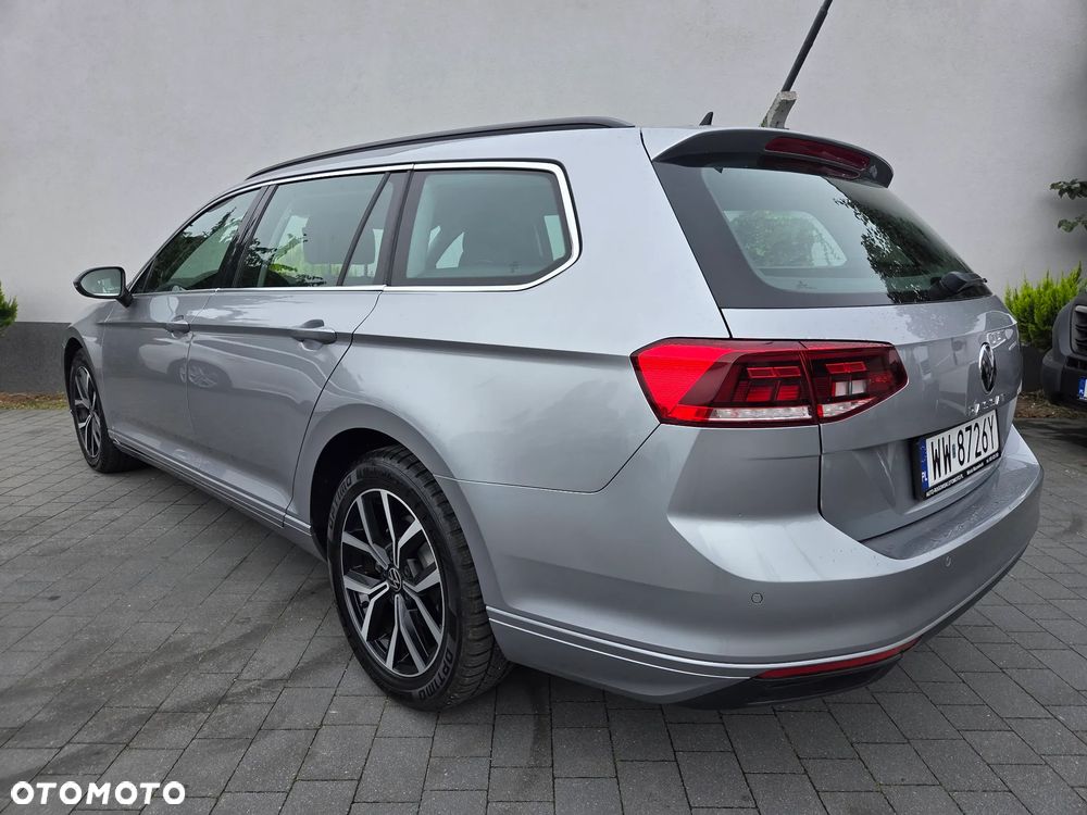 Volkswagen Passat - 5