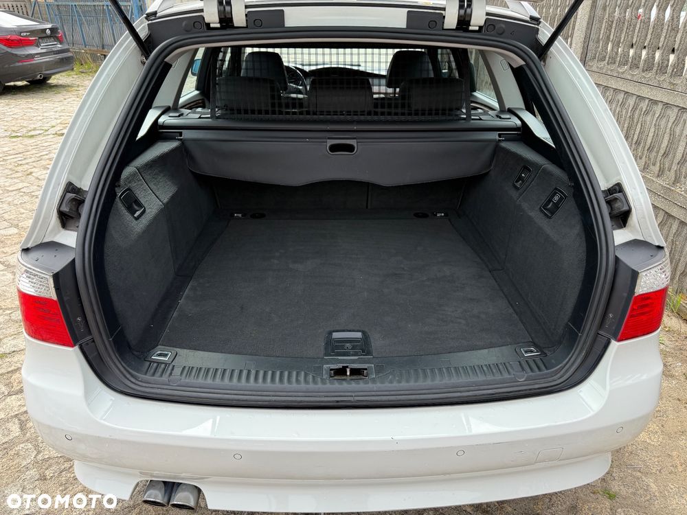 BMW Seria 5 530d - 27
