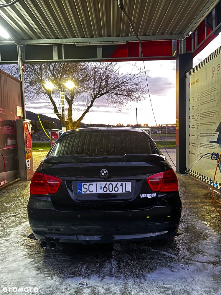 BMW Seria 3 318i - 11