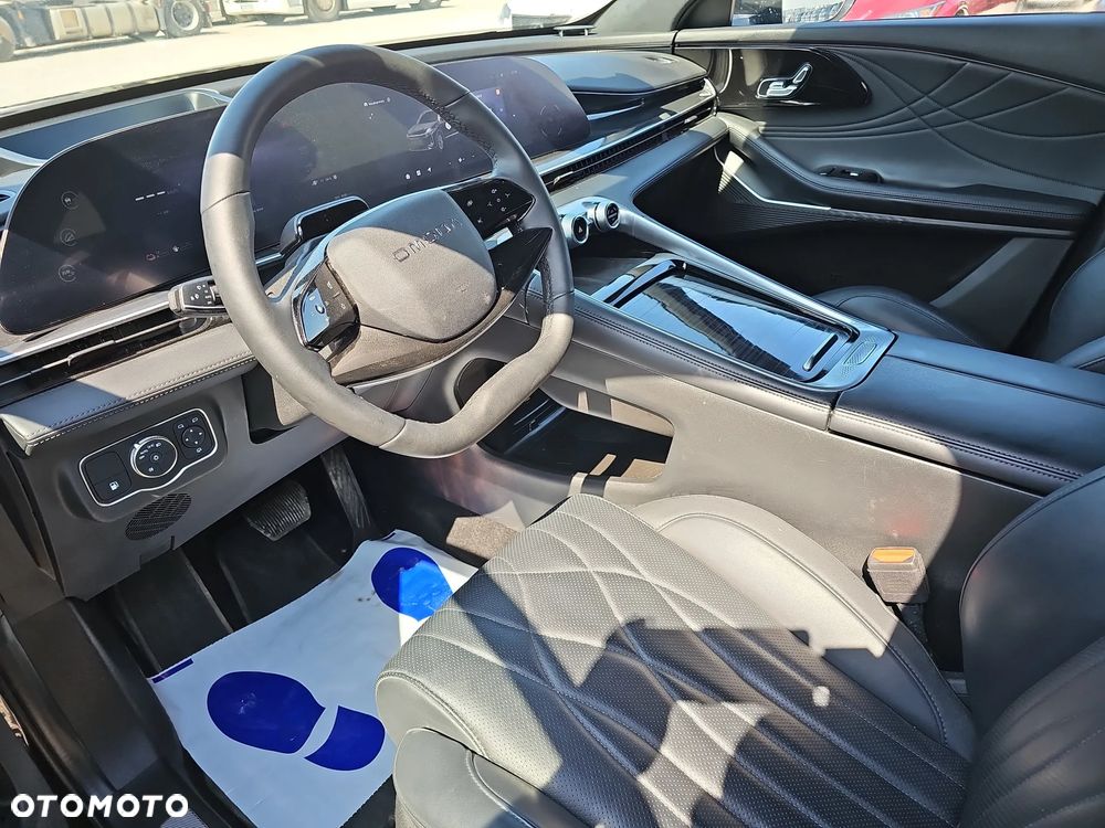 Omoda 9 1.5 Super Hybrid Exclusive AWD - 10