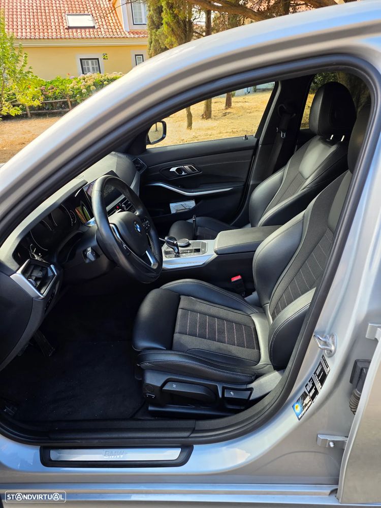 BMW 320 d Line Sport Auto - 14