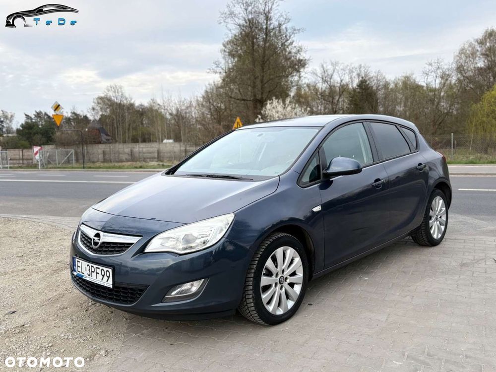 Opel Astra 2.0 CDTI Cosmo - 4