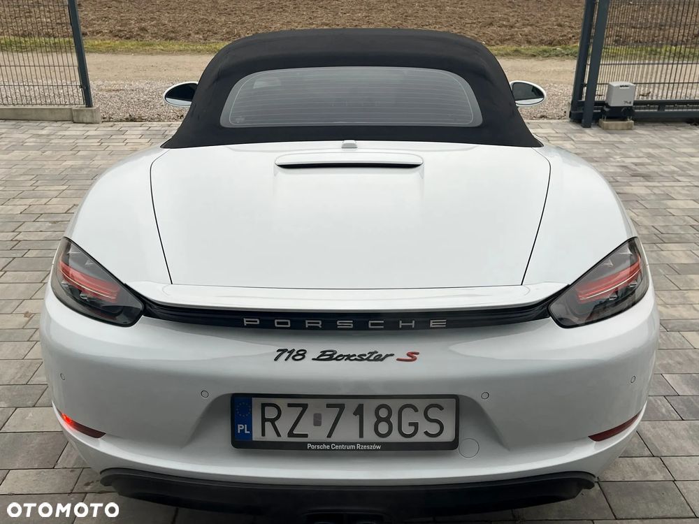 Porsche 718 Boxster S PDK - 9