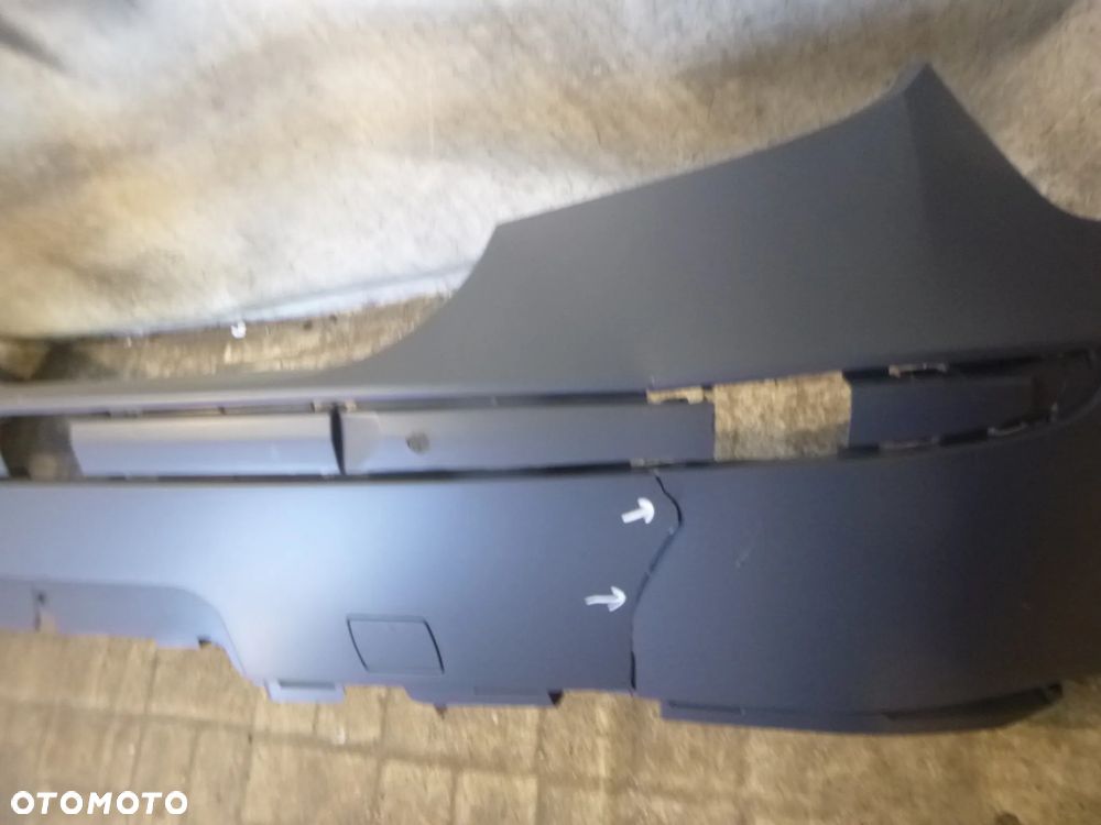bmw 1 e87 przed lift zderzak tył nowy z uszkodzeniem - 7