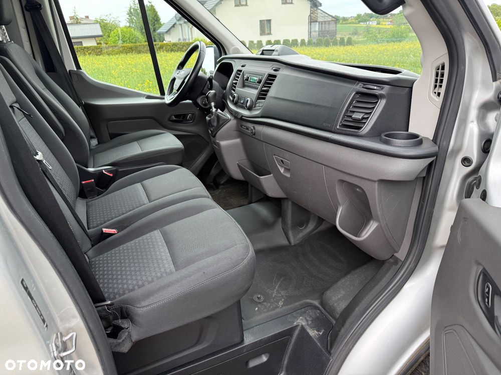 Ford Transit - 10