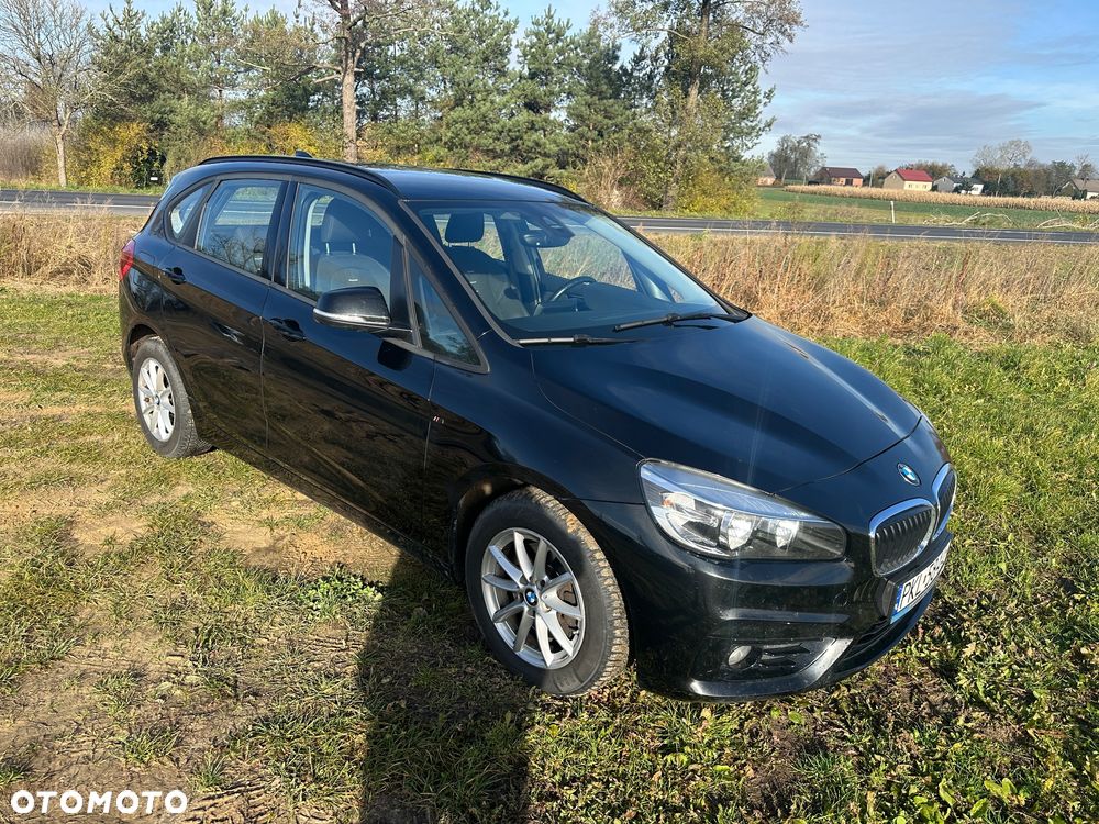 BMW Seria 2 218i Sport Line
