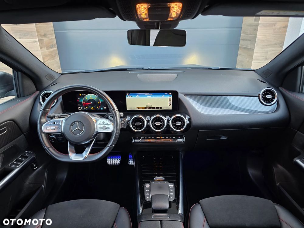 Mercedes-Benz GLA 200 d AMG Line - 6