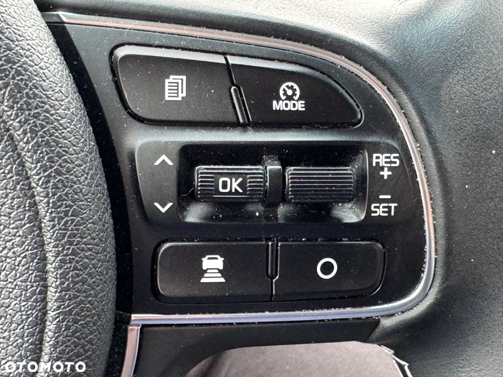 Kia Niro e-Niro 64kWh XL - 12