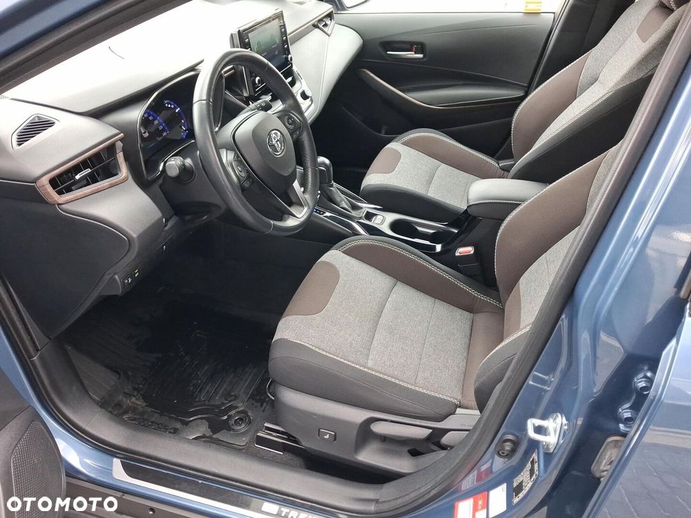 Toyota Corolla 1.8 Hybrid Trek - 18