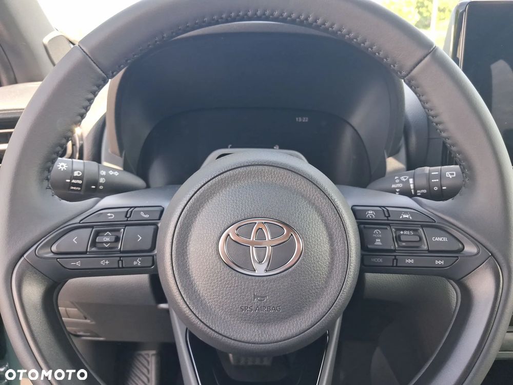 Toyota Yaris Cross - 16