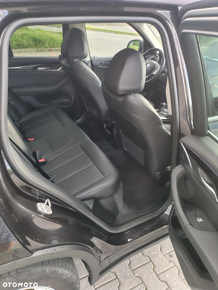 BMW X3 xDrive20d - 10