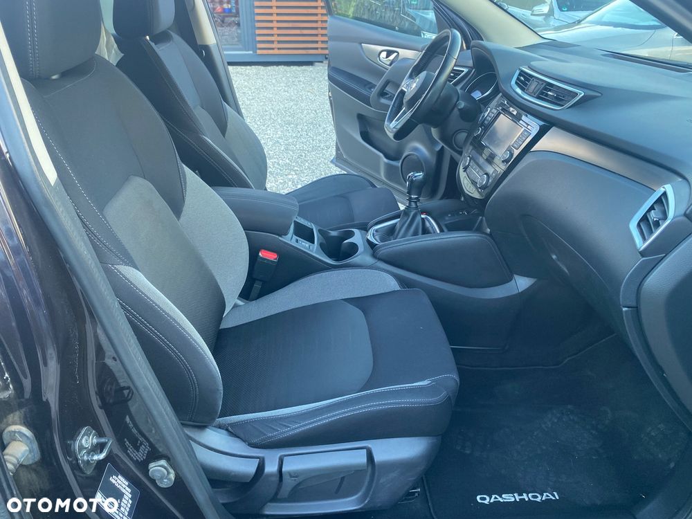 Nissan Qashqai 1.6 DIG-T N-Tec - 26