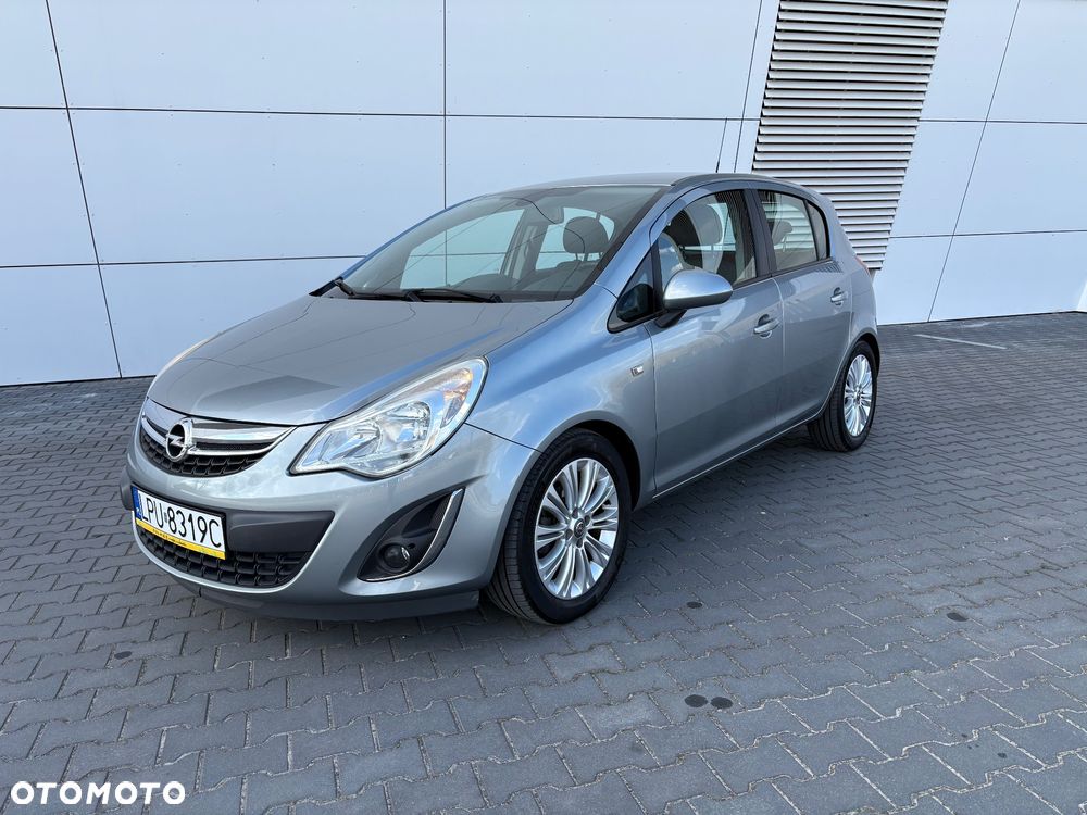 Opel Corsa 1.4 16V Cosmo - 13