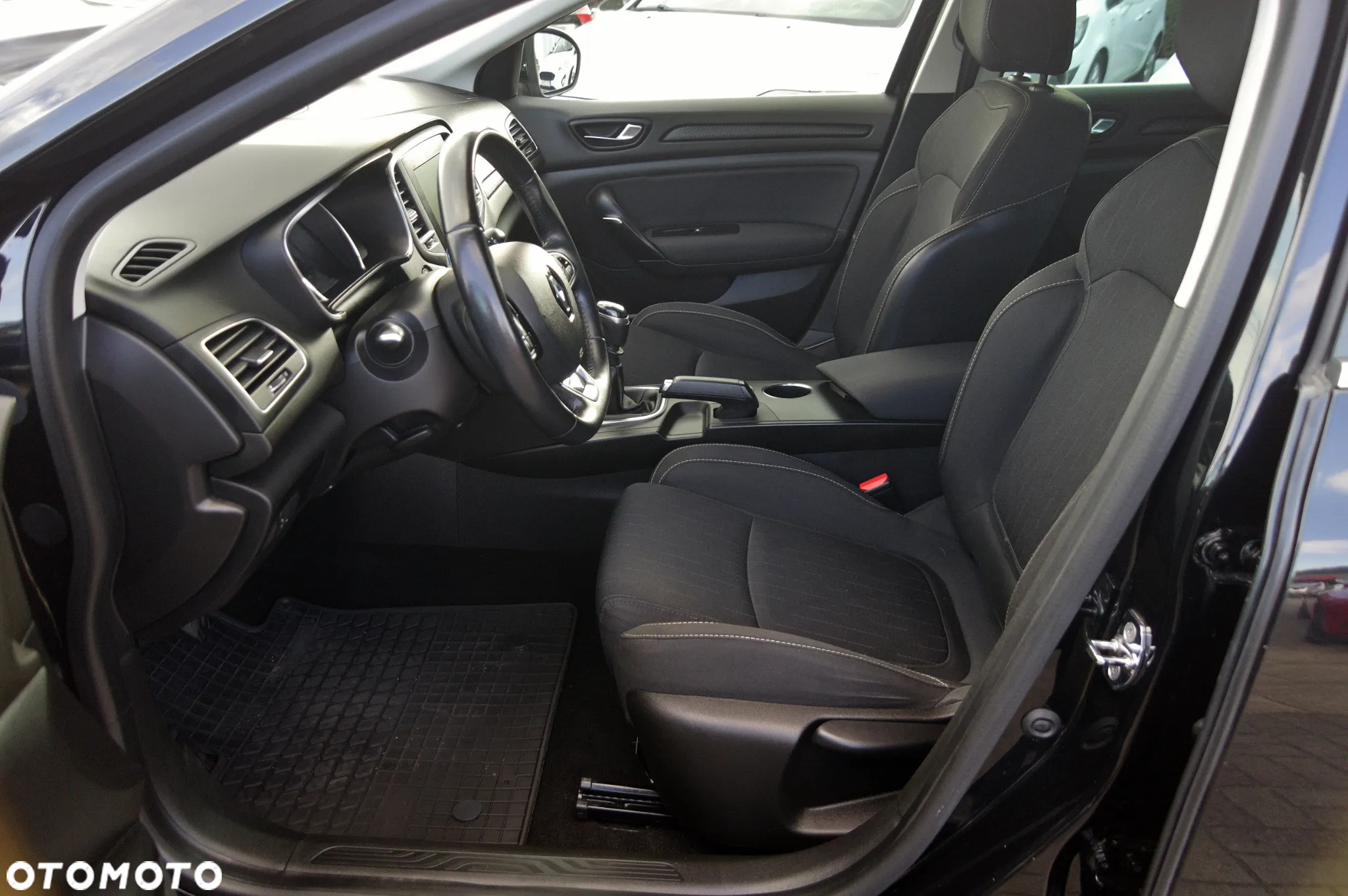 Renault Megane 1.2 Energy TCe Limited 2018 - 8